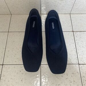 Vivaia Navy Margot Square Toe Flats 38.5